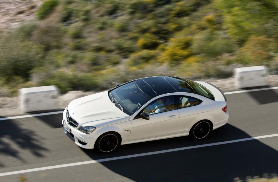  Mercedes-Benz C63 AMG Coupe 2012 года  (фото 106 из 113)